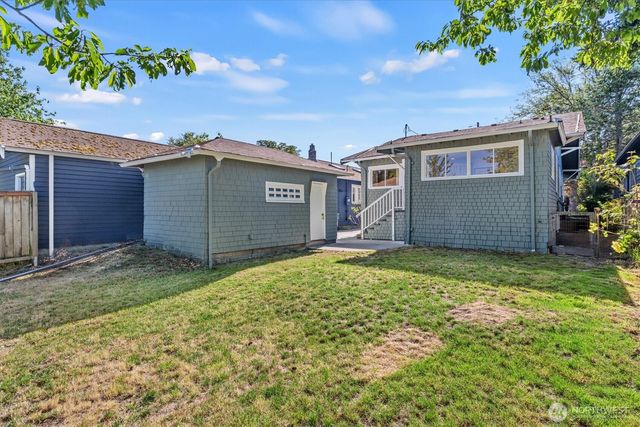 4754 4th Avenue NE, Seattle, WA 98105