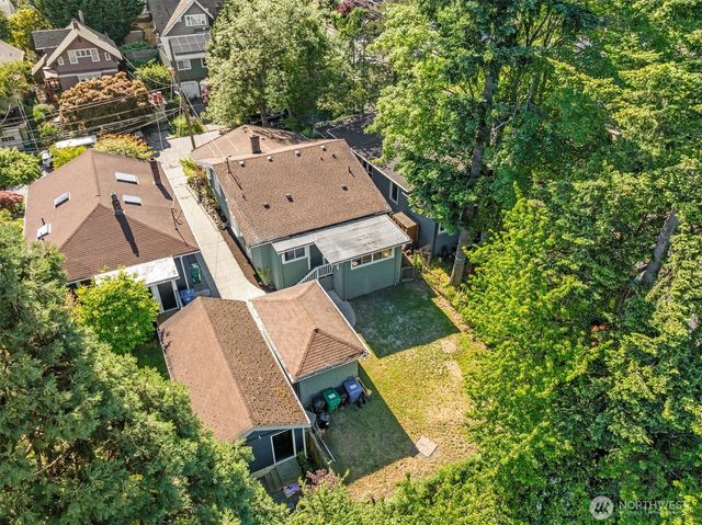 4754 4th Avenue NE, Seattle, WA 98105
