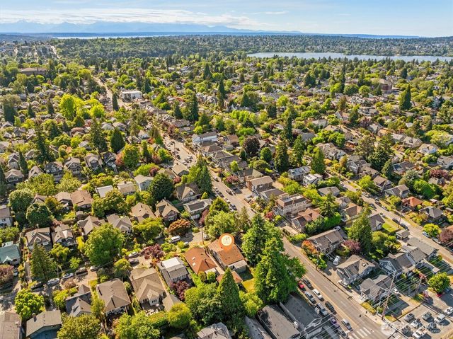 4754 4th Avenue NE, Seattle, WA 98105
