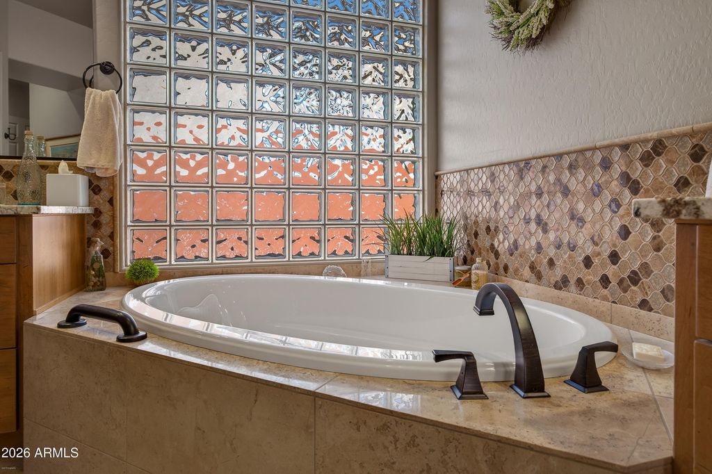 Image 16 of property listing at 150 STONE CREEK Circle, Sedona, AZ 86351