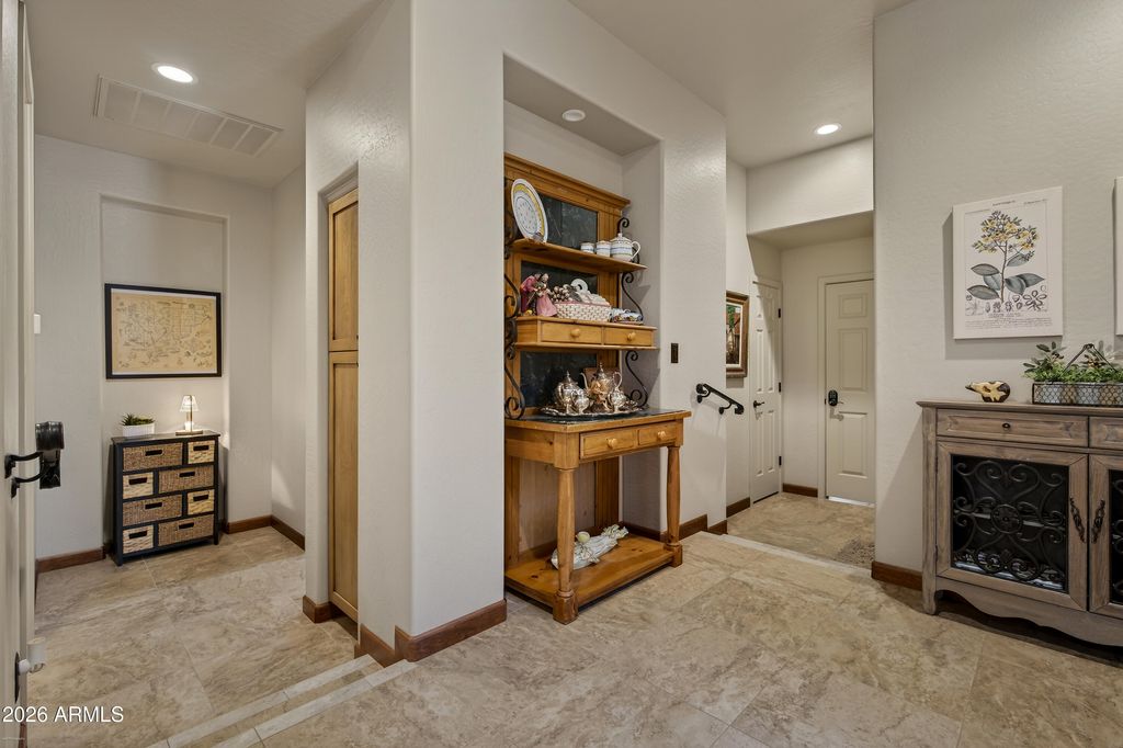 Image 21 of property listing at 150 STONE CREEK Circle, Sedona, AZ 86351