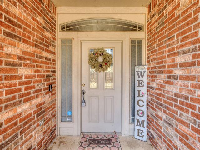 8621 Blue Heron Cove, Edmond, OK 73034