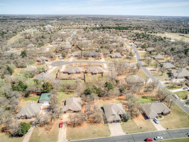 8621 Blue Heron Cove, Edmond, OK 73034