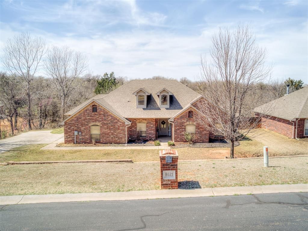 8621 Blue Heron Cove, Edmond, OK 73034