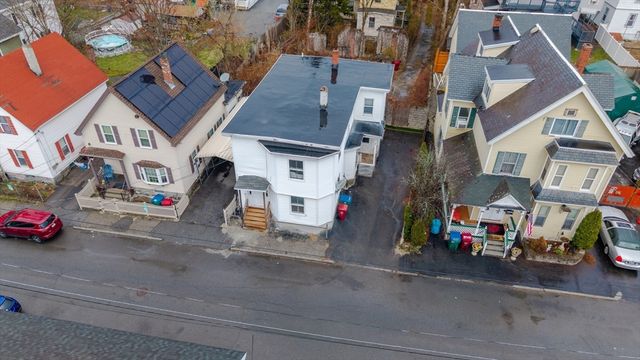 70 Pleasant St, Lowell, MA 01852