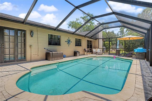8314 W HIAWATHA STREET, Tampa, FL 33615