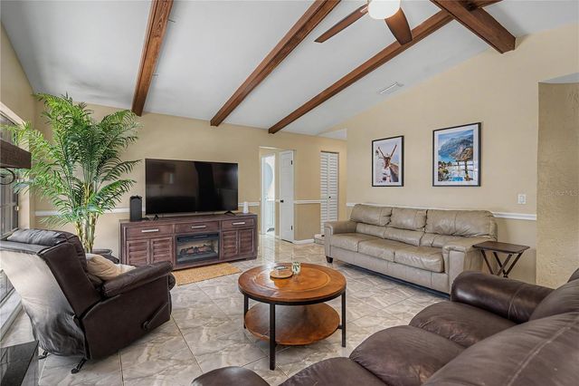 8314 W HIAWATHA STREET, Tampa, FL 33615