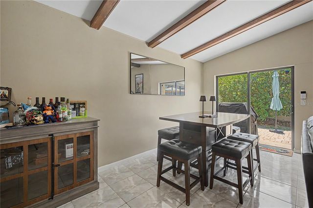 8314 W HIAWATHA STREET, Tampa, FL 33615