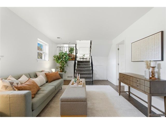 18932 E Kansas Dr, Aurora, CO 80017