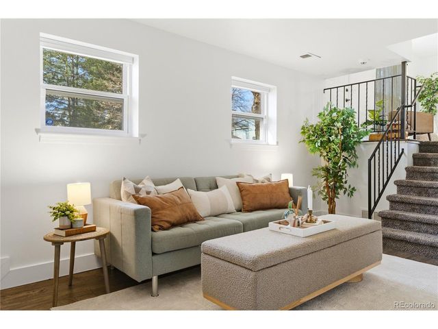 18932 E Kansas Dr, Aurora, CO 80017