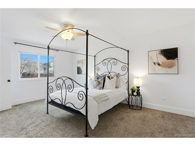 18932 E Kansas Dr, Aurora, CO 80017