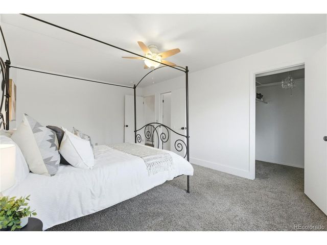 18932 E Kansas Dr, Aurora, CO 80017