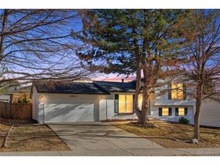 18932 E Kansas Dr, Aurora, CO 80017