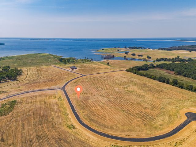 651 Shores Drive, Honey Grove, TX 75446