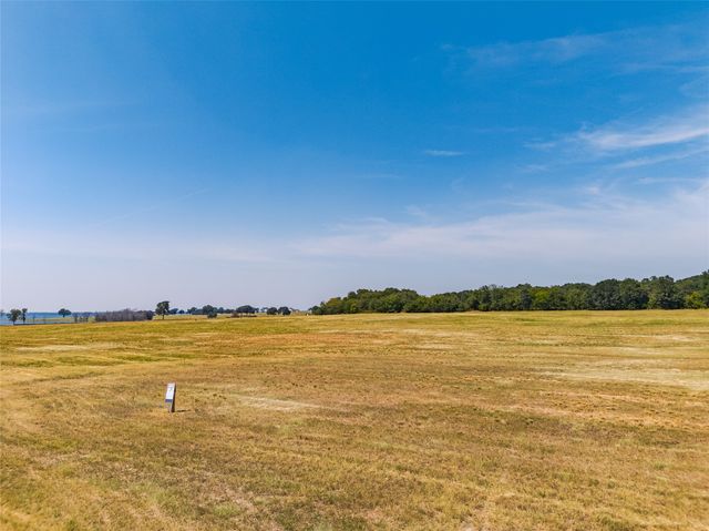 651 Shores Drive, Honey Grove, TX 75446