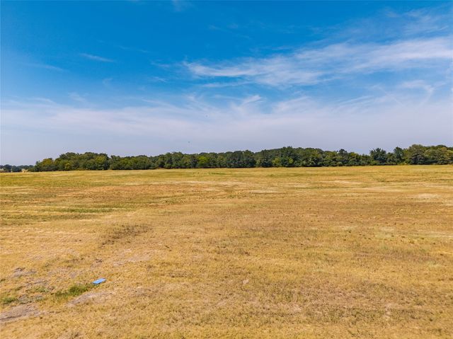651 Shores Drive, Honey Grove, TX 75446