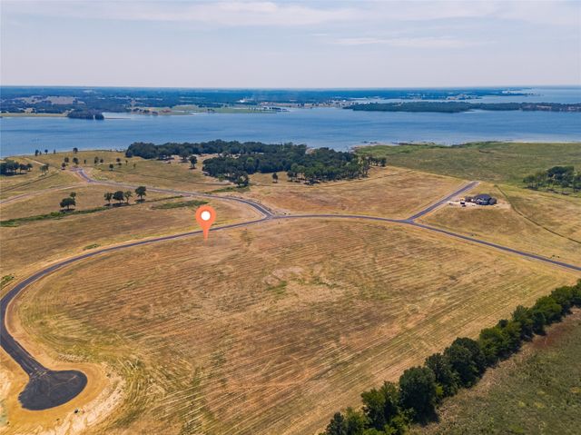 651 Shores Drive, Honey Grove, TX 75446