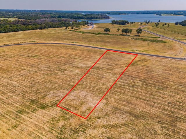 651 Shores Drive, Honey Grove, TX 75446