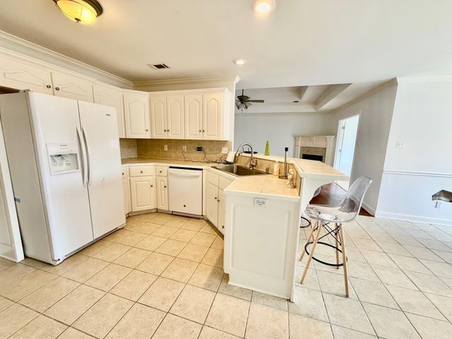 11 Willow Cove, Cabot, AR 72023