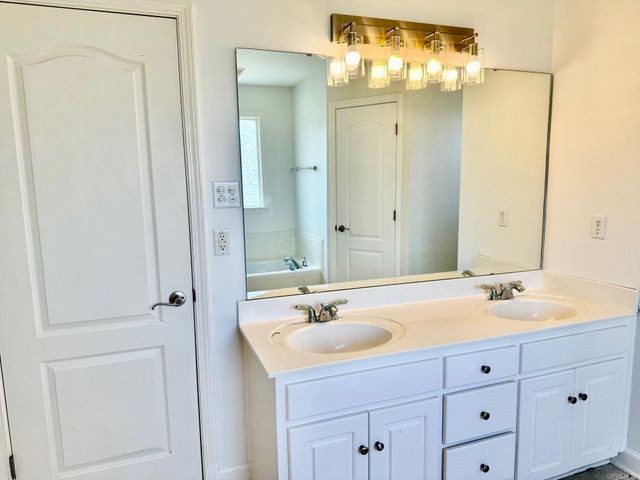 11 Willow Cove, Cabot, AR 72023