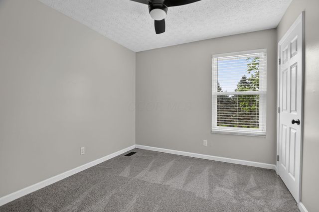 2425 Dunsworth Drive, Columbus, OH 43235