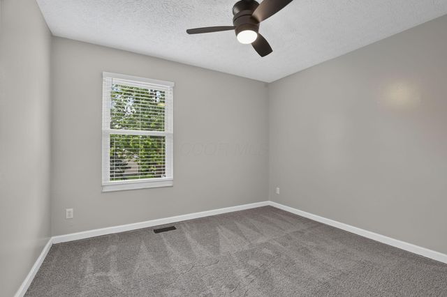 2425 Dunsworth Drive, Columbus, OH 43235