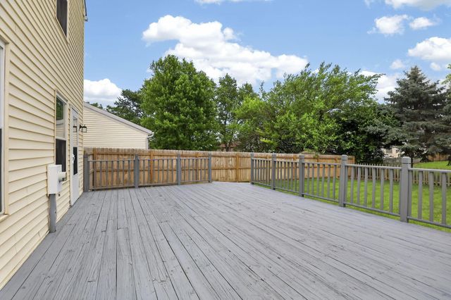 2425 Dunsworth Drive, Columbus, OH 43235