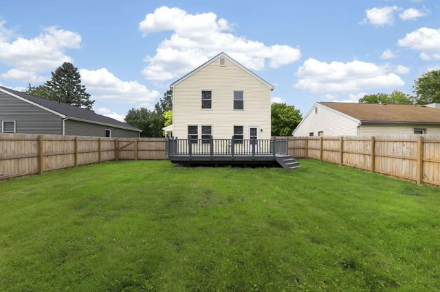 2425 Dunsworth Drive, Columbus, OH 43235