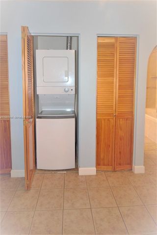 5641 Riverside Dr 303B1, Coral Springs, FL 33067