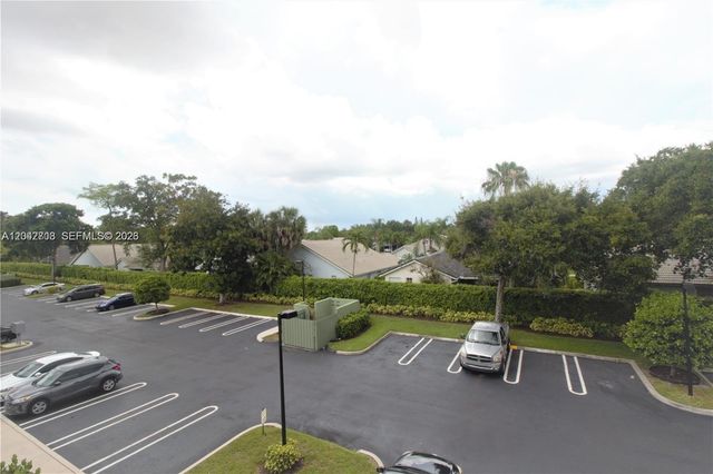 5641 Riverside Dr 303B1, Coral Springs, FL 33067