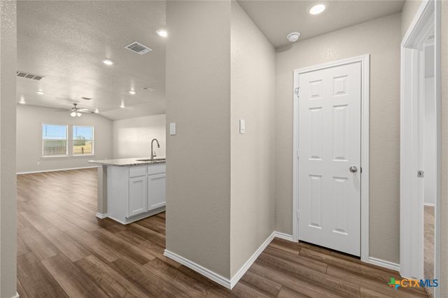 922 Stone Valley Road, Temple, TX 76502