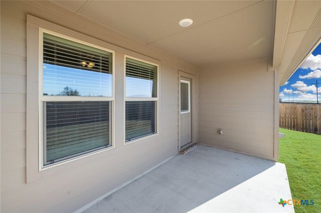 922 Stone Valley Road, Temple, TX 76502