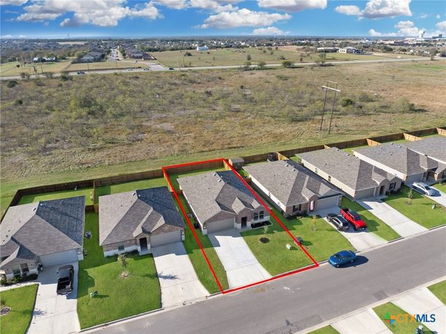 922 Stone Valley Road, Temple, TX 76502