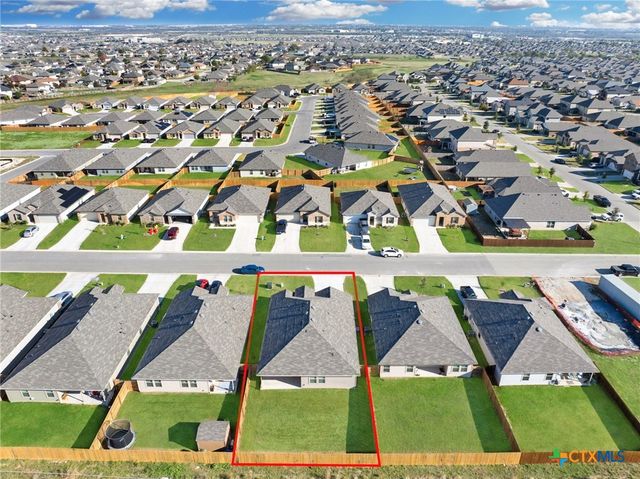 922 Stone Valley Road, Temple, TX 76502