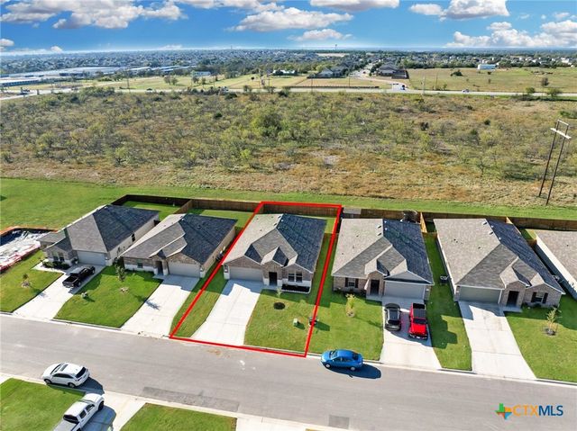 922 Stone Valley Road, Temple, TX 76502