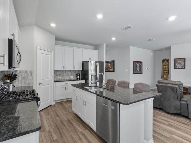 3304 Kingsgarden Road, Denton, TX 76207