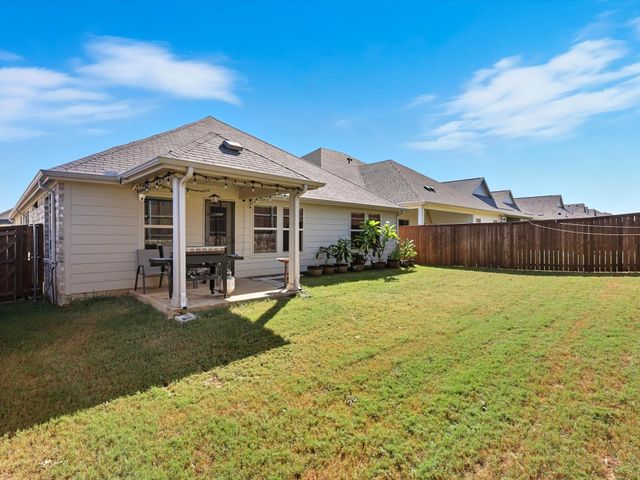 3304 Kingsgarden Road, Denton, TX 76207