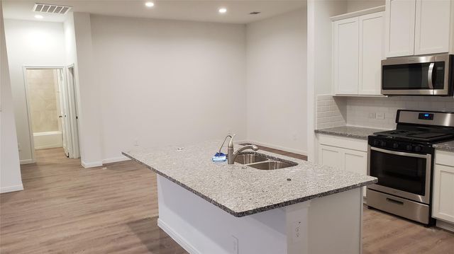 1376 Grays Gully, Montgomery, TX 77316