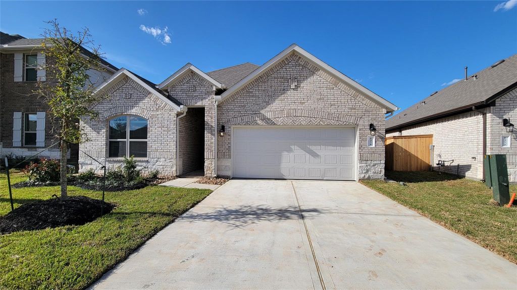 1376 Grays Gully, Montgomery, TX 77316