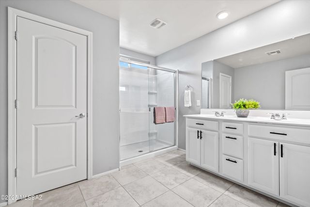 8729 E Stone Meadow Circle, Tucson, AZ 85730