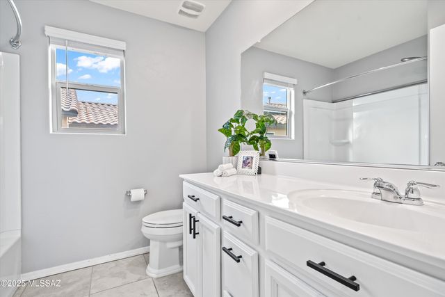 8729 E Stone Meadow Circle, Tucson, AZ 85730