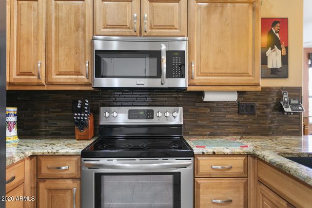 16049 W QUAIL CREEK Lane, Surprise, AZ 85374