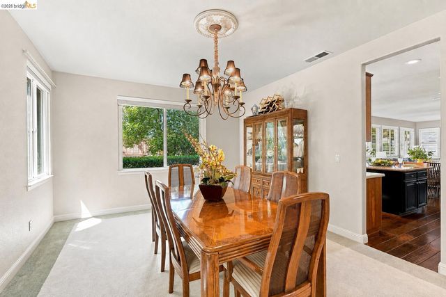 325 San Marino Ln, Brentwood, CA 94513
