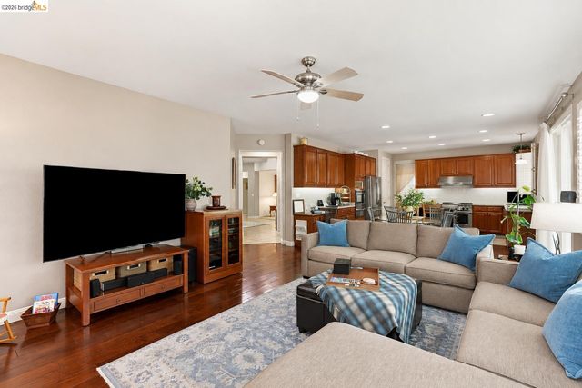 325 San Marino Ln, Brentwood, CA 94513