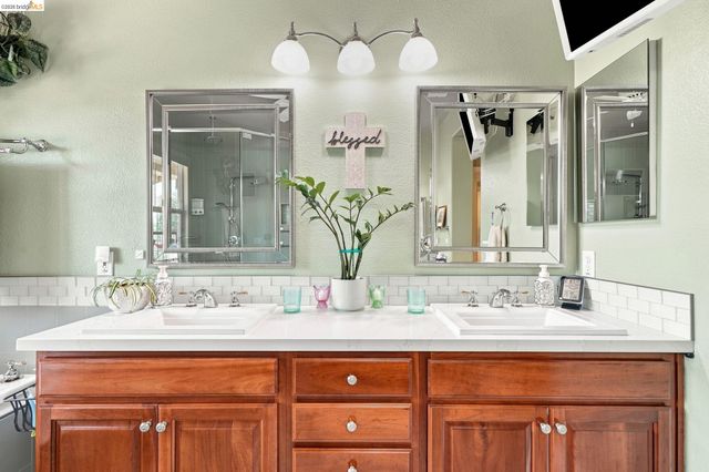 325 San Marino Ln, Brentwood, CA 94513
