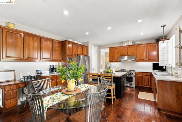 325 San Marino Ln, Brentwood, CA 94513