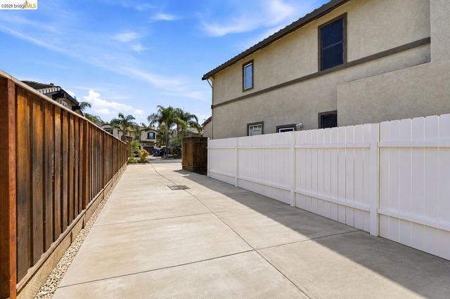 325 San Marino Ln, Brentwood, CA 94513