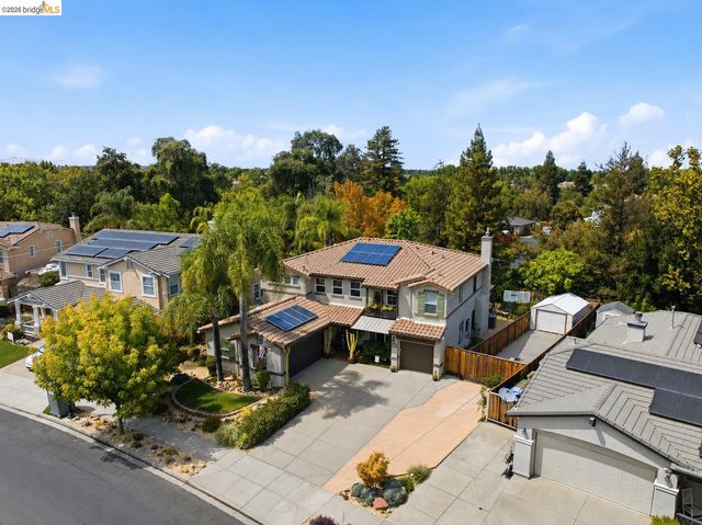 325 San Marino Ln, Brentwood, CA 94513