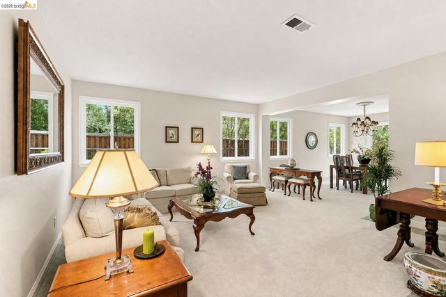 325 San Marino Ln, Brentwood, CA 94513