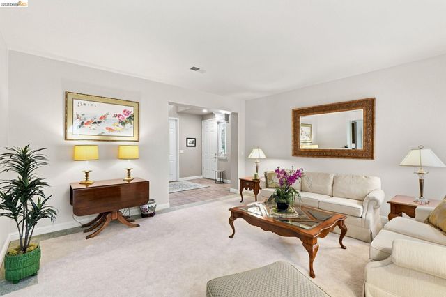 325 San Marino Ln, Brentwood, CA 94513